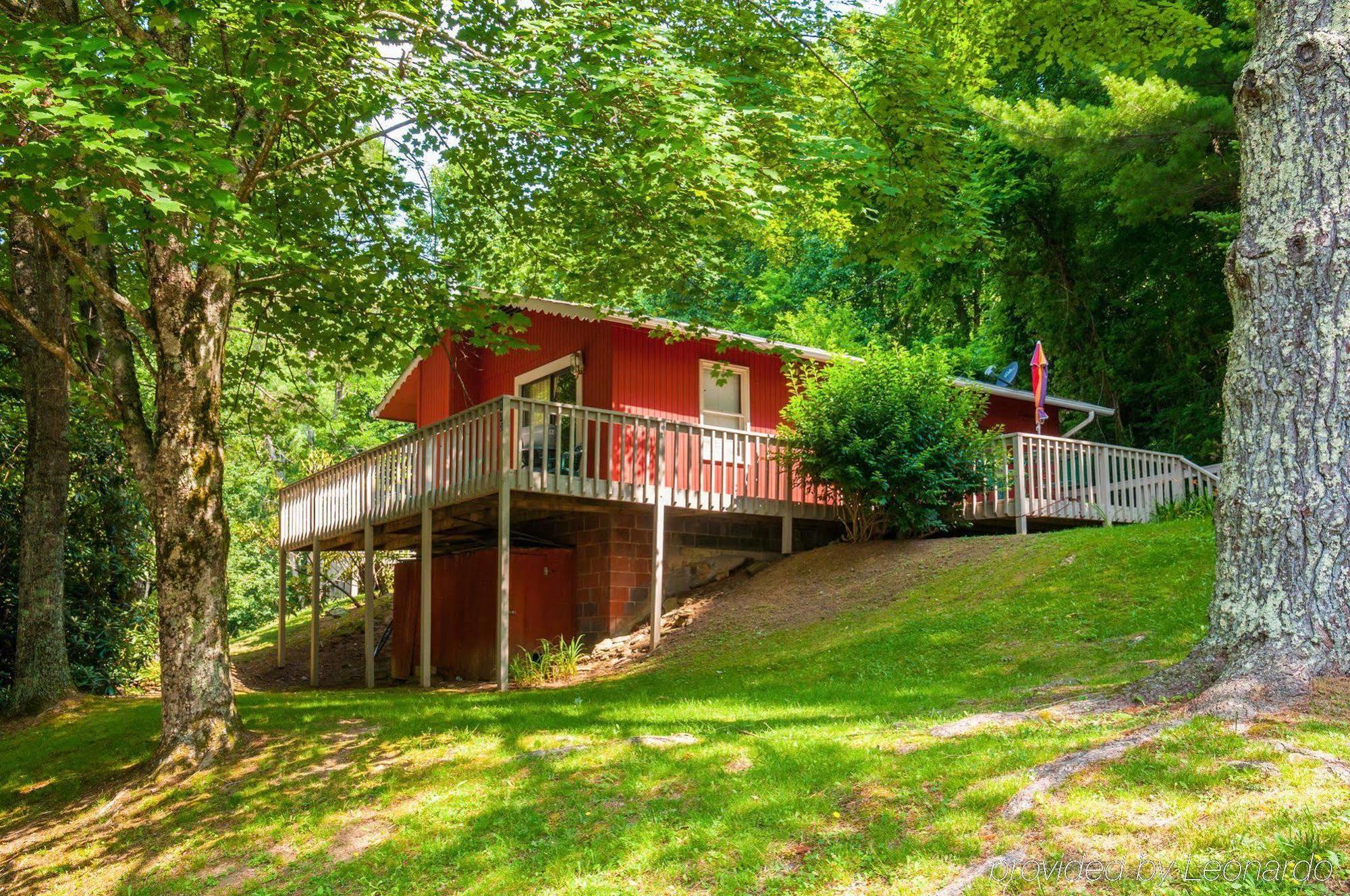 Highland Hills Motel & Cabins Boone Eksteriør billede